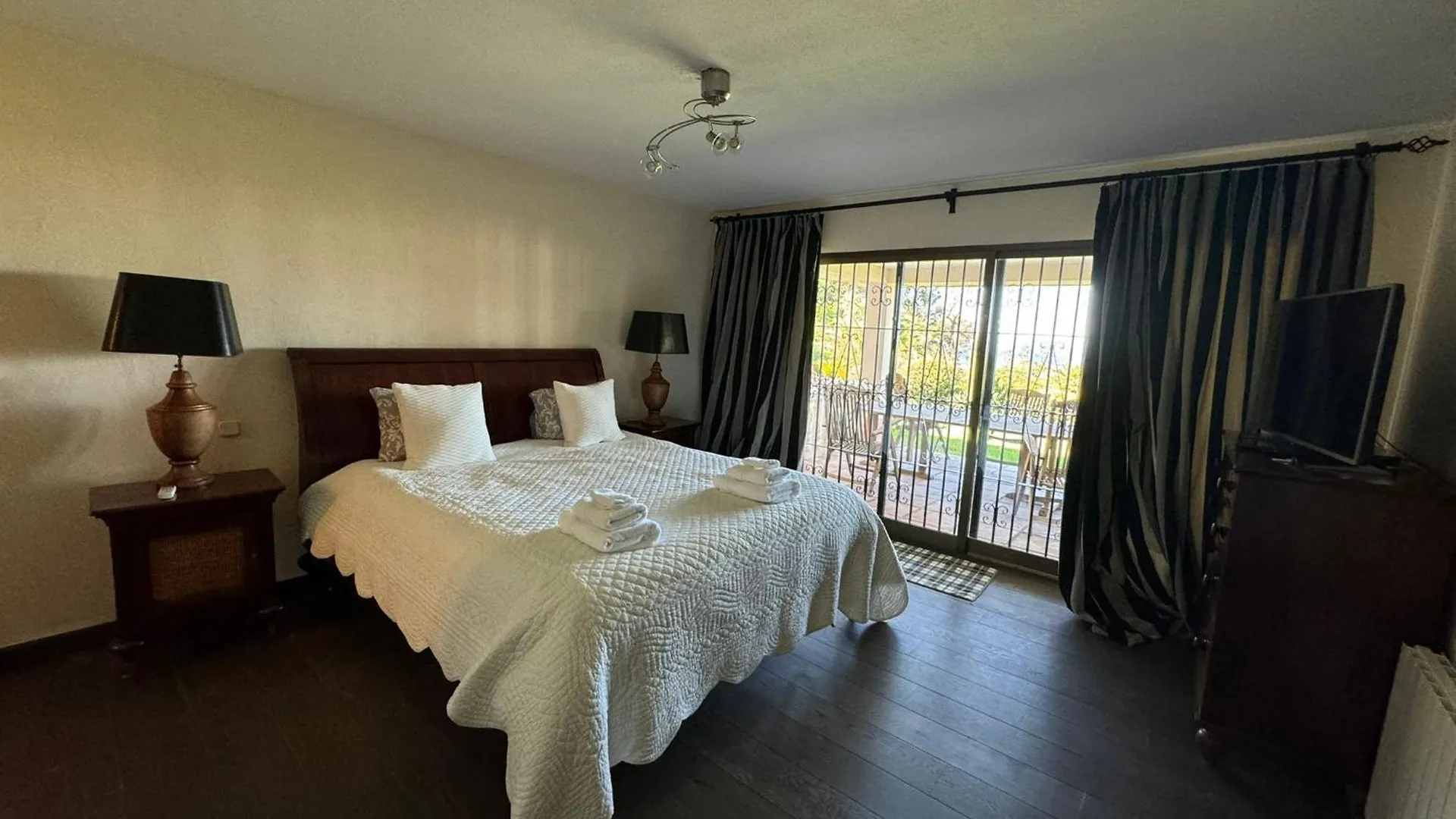 Grand Villa! With Golf & Sea View!! Marbella Vila