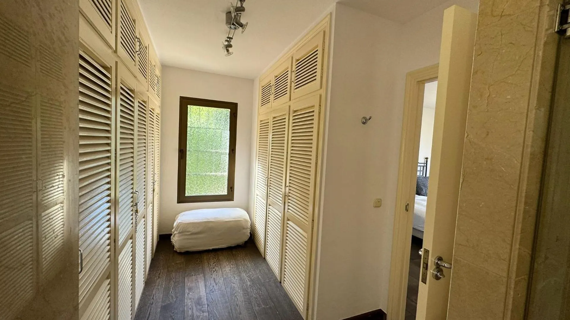 Grand Villa! With Golf & Sea View!! Marbella Willa
