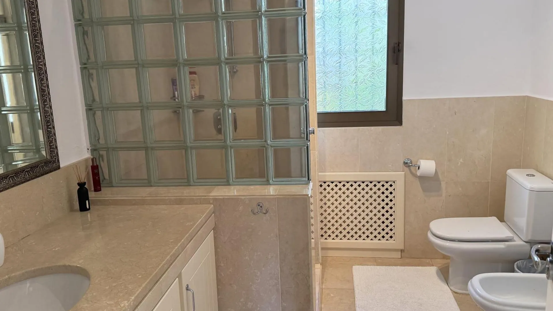 Grand Villa! With Golf & Sea View!! Marbella 0*,  Španělsko