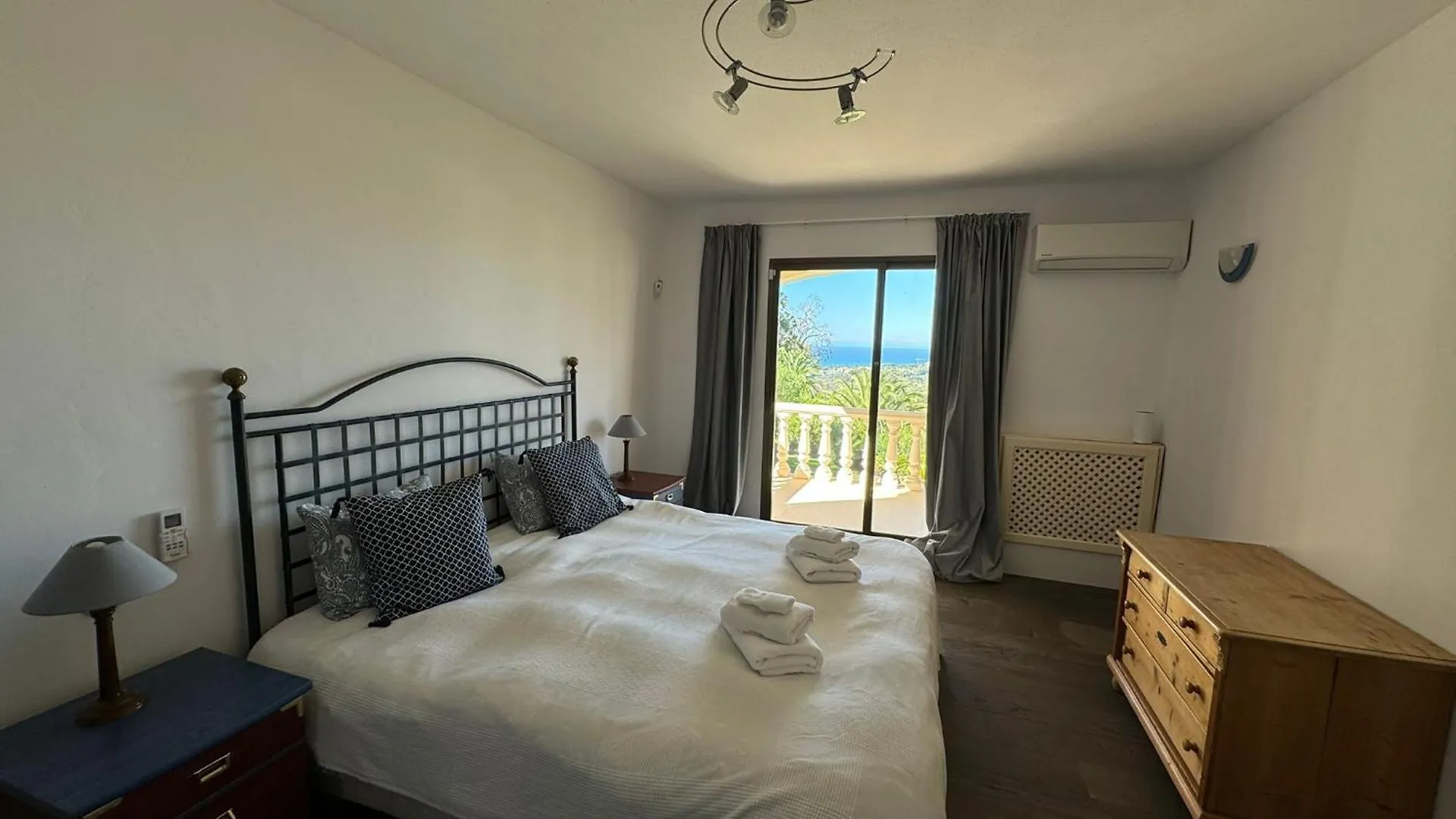 Grand Villa! With Golf & Sea View!! Marbella