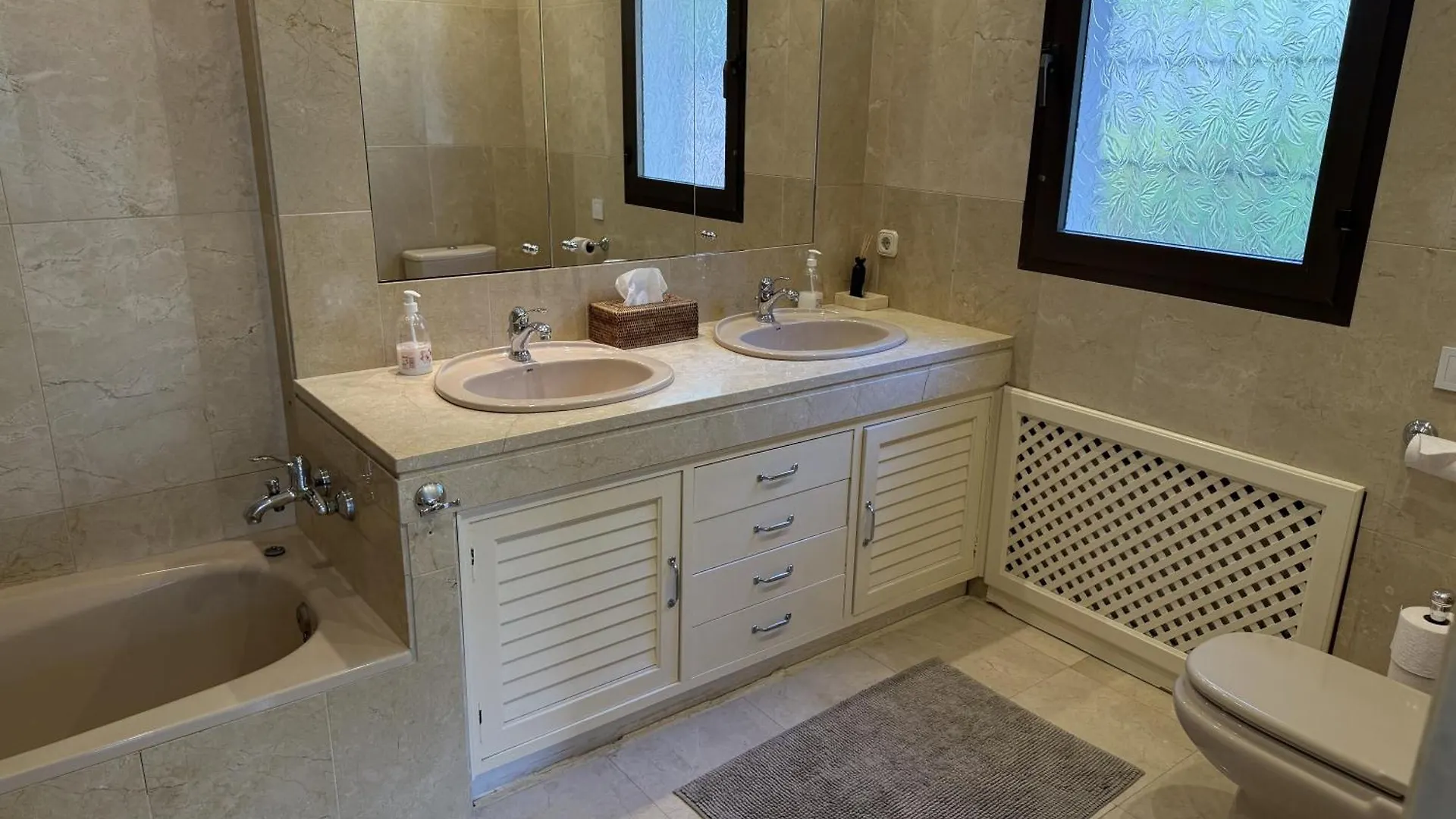Grand Villa! With Golf & Sea View!! Marbella